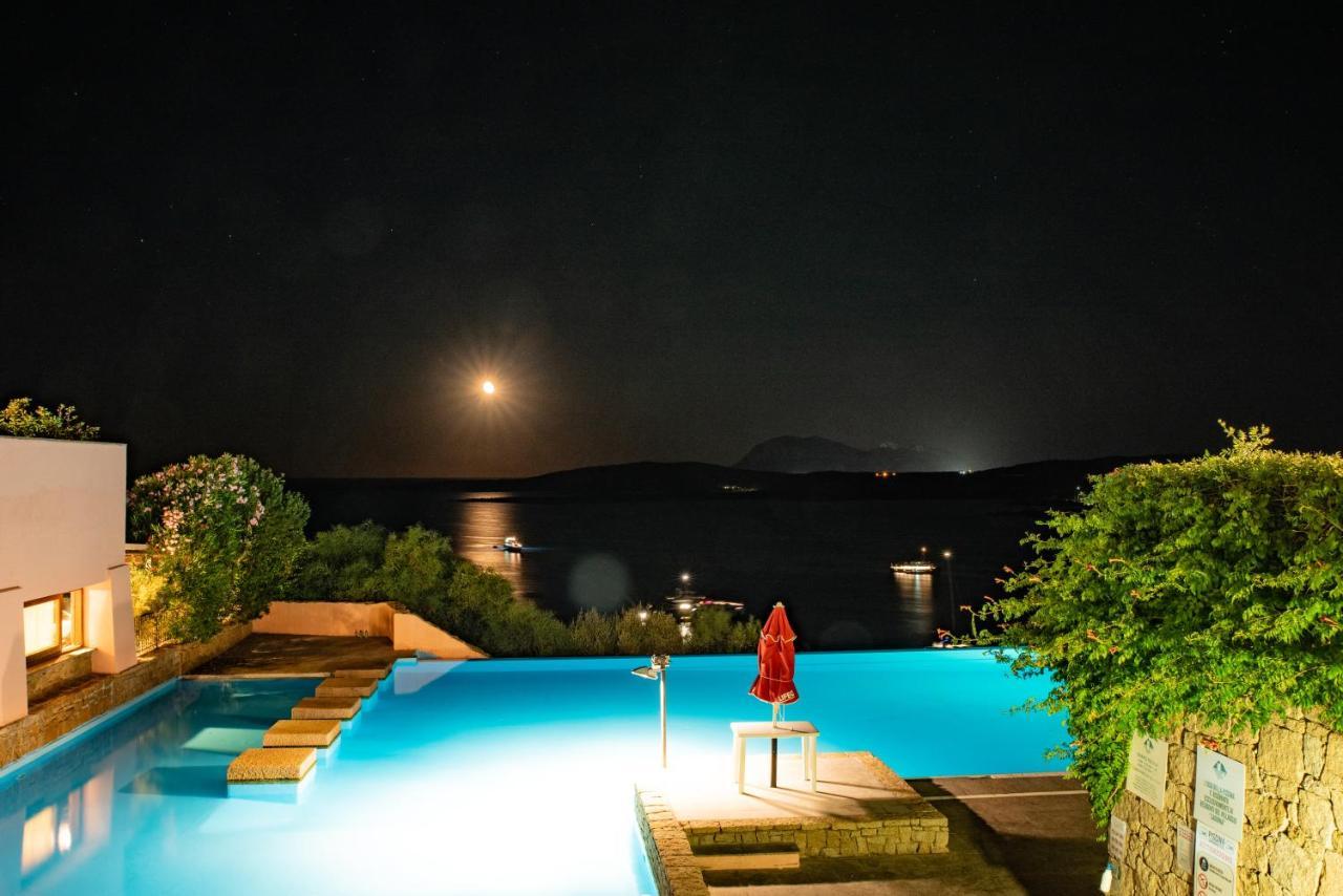 Casa Valery Wonderful Sea View Lägenhet Porto Rotondo Exteriör bild